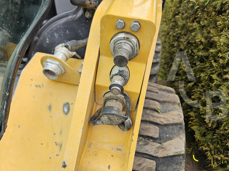 Φορτωτής πλάγιας ολίσθησης Caterpillar 242 D 3: φωτογραφία 15