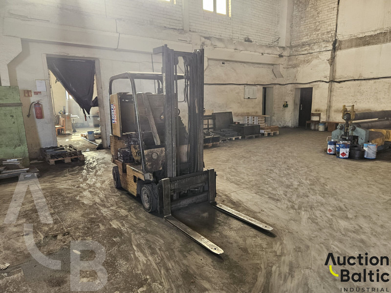 FORKLIFT - Περονοφόρο όχημα: φωτογραφία 2 FORKLIFT - Περονοφόρο όχημα: φωτογραφία 2