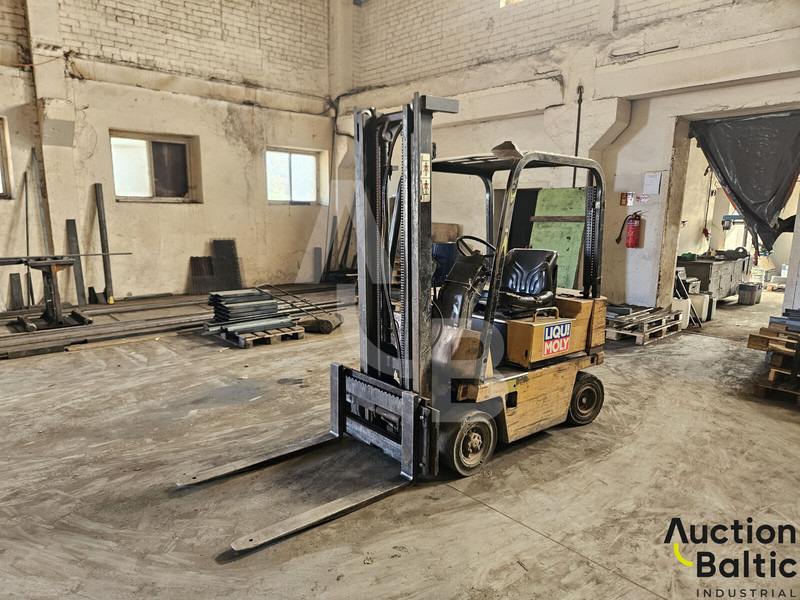 FORKLIFT - Περονοφόρο όχημα: φωτογραφία 1 FORKLIFT - Περονοφόρο όχημα: φωτογραφία 1
