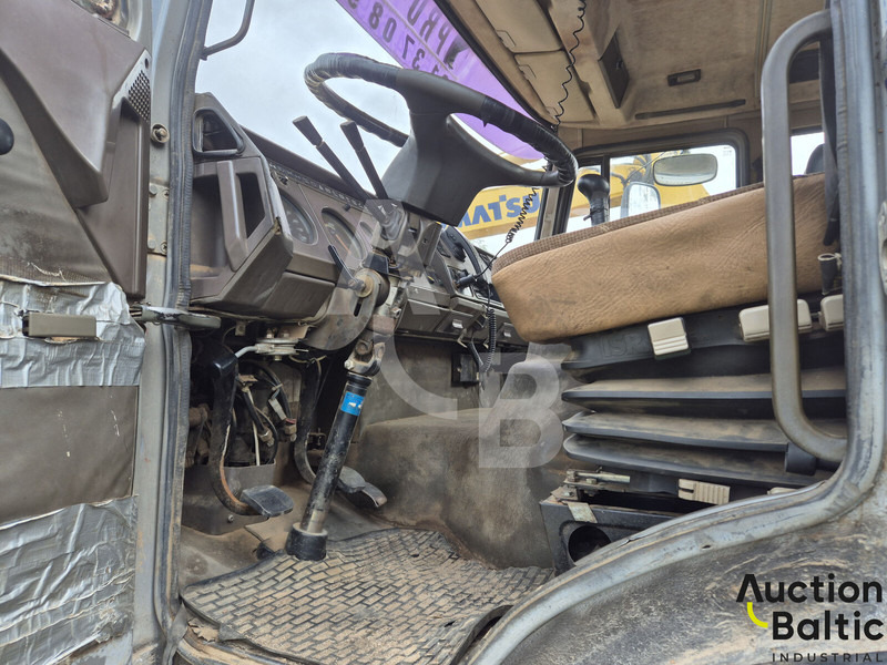 Iveco 260-34 - Φορτηγό βυτιοφόρο: φωτογραφία 5 Iveco 260-34 - Φορτηγό βυτιοφόρο: φωτογραφία 5