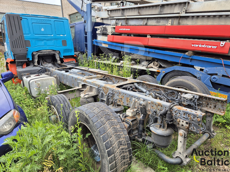 Iveco AT190S42/FP CT - Φορτηγό σασί: φωτογραφία 3 Iveco AT190S42/FP CT - Φορτηγό σασί: φωτογραφία 3