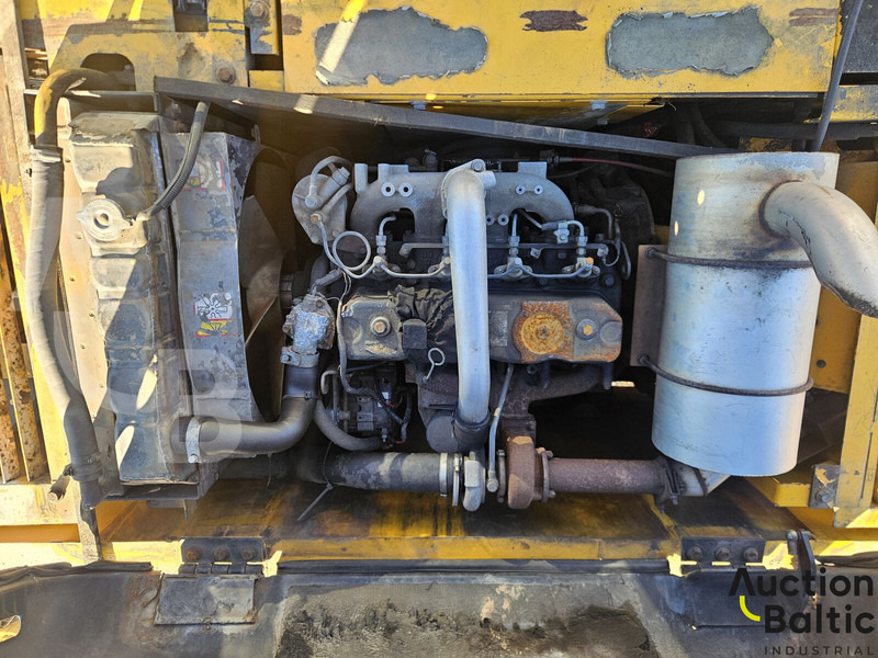 Ερπυστριοφόρος εκσκαφέας JCB JS 130: φωτογραφία 15