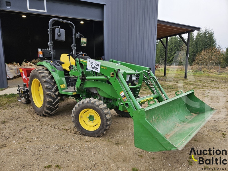John Deere 4049 M - Τρακτέρ: φωτογραφία 2 John Deere 4049 M - Τρακτέρ: φωτογραφία 2