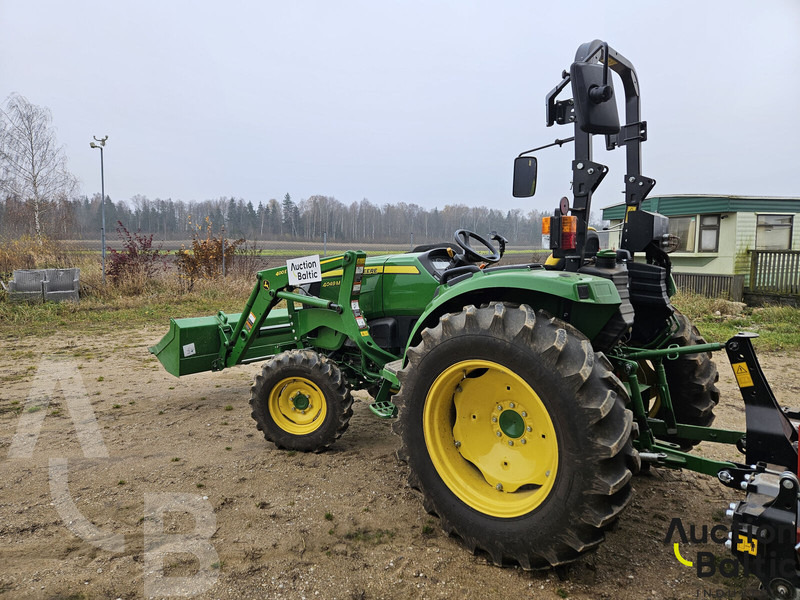 John Deere 4049 M - Τρακτέρ: φωτογραφία 4 John Deere 4049 M - Τρακτέρ: φωτογραφία 4