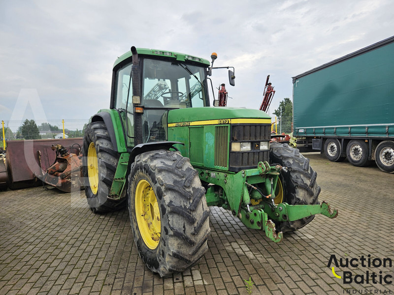 John Deere 6810 - Τρακτέρ: φωτογραφία 2 John Deere 6810 - Τρακτέρ: φωτογραφία 2