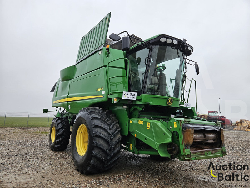 John Deere S 690 i - Θεριζοαλωνιστική μηχανή: φωτογραφία 1 John Deere S 690 i - Θεριζοαλωνιστική μηχανή: φωτογραφία 1