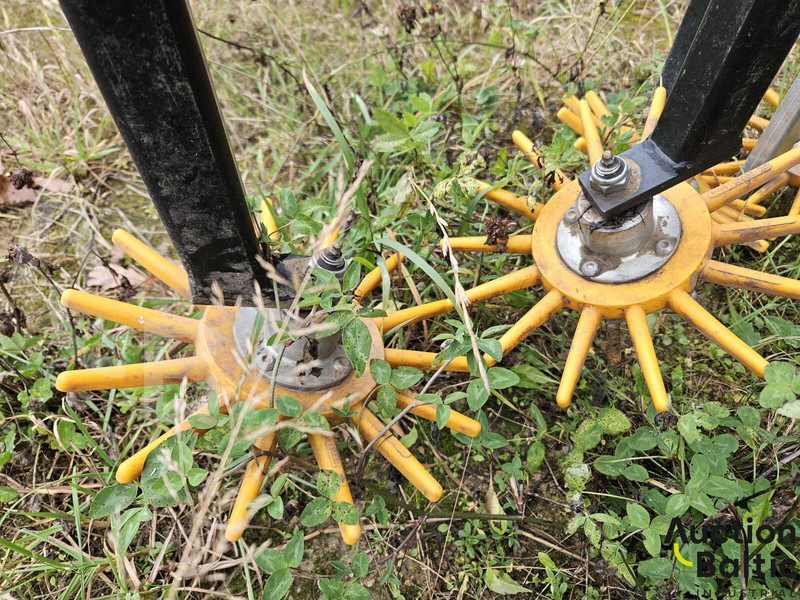 Αυτοκίνητο K.U.L.T K.U.L.T Fingerweeder: φωτογραφία 8 Αυτοκίνητο K.U.L.T K.U.L.T Fingerweeder: φωτογραφία 8