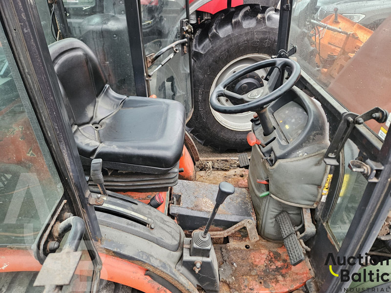 KIOTI CK 2810 - Τρακτέρ: φωτογραφία 5 KIOTI CK 2810 - Τρακτέρ: φωτογραφία 5
