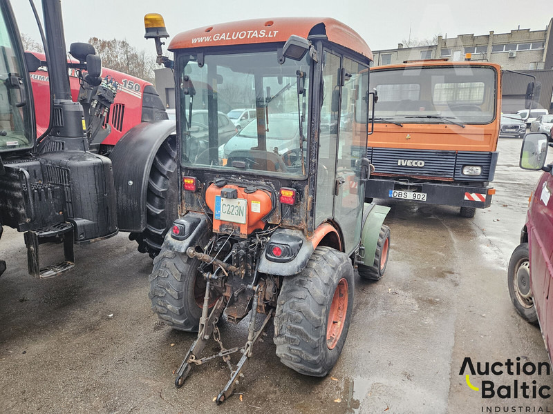 KIOTI CK 2810 - Τρακτέρ: φωτογραφία 4 KIOTI CK 2810 - Τρακτέρ: φωτογραφία 4