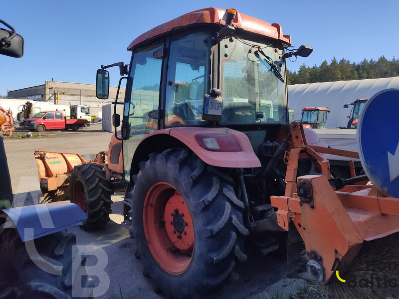KIOTI RX 7330 - Τρακτέρ: φωτογραφία 4 KIOTI RX 7330 - Τρακτέρ: φωτογραφία 4