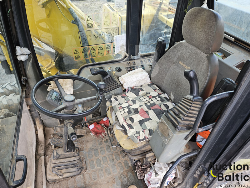 Komatsu PW130ES-6K - Τροχοφόρος εκσκαφέας: φωτογραφία 5 Komatsu PW130ES-6K - Τροχοφόρος εκσκαφέας: φωτογραφία 5