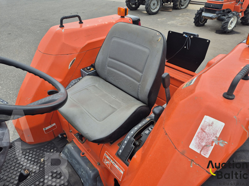 Kubota GL 29 - Τρακτέρ: φωτογραφία 5 Kubota GL 29 - Τρακτέρ: φωτογραφία 5