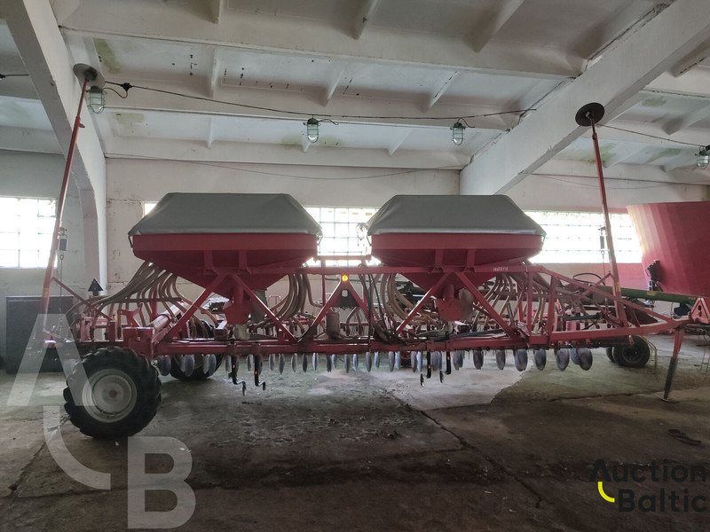 Kverneland DT-6 - Μηχανήματα σποράς: φωτογραφία 1 Kverneland DT-6 - Μηχανήματα σποράς: φωτογραφία 1