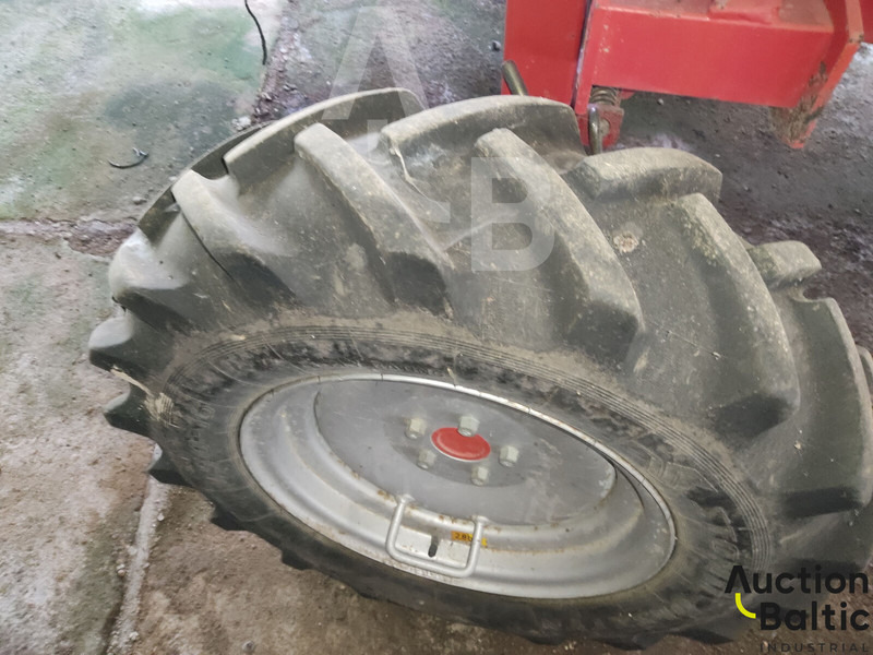 Μηχανήματα σποράς Kverneland DT-6: φωτογραφία 10 Μηχανήματα σποράς Kverneland DT-6: φωτογραφία 10