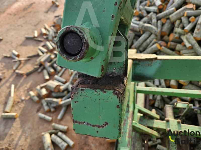 Καλλιεργητής Laumetris: φωτογραφία 15