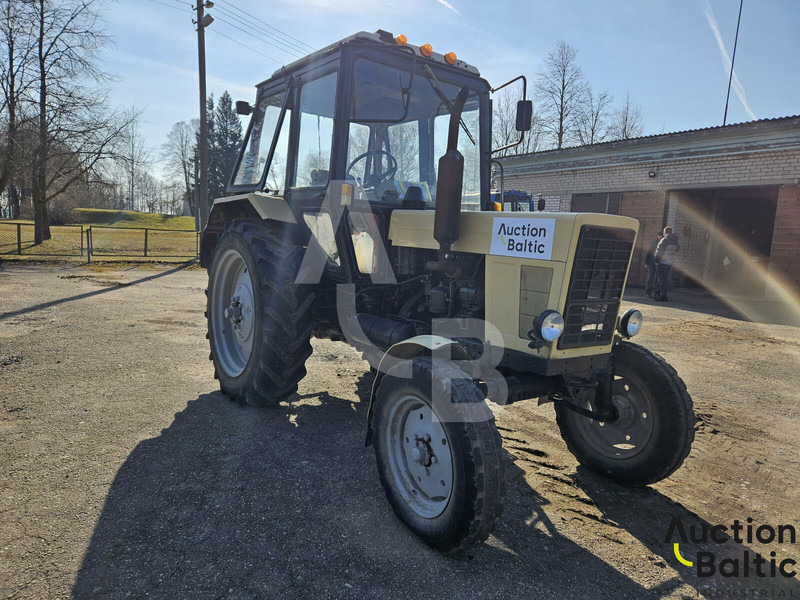 MTZ Belarus MTZ 82UK - Τρακτέρ: φωτογραφία 2 MTZ Belarus MTZ 82UK - Τρακτέρ: φωτογραφία 2