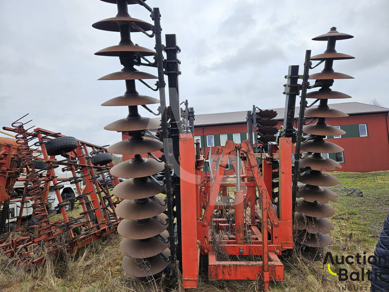 Massey Ferguson Ferguson - Δισκοσβάρνα: φωτογραφία 3 Massey Ferguson Ferguson - Δισκοσβάρνα: φωτογραφία 3