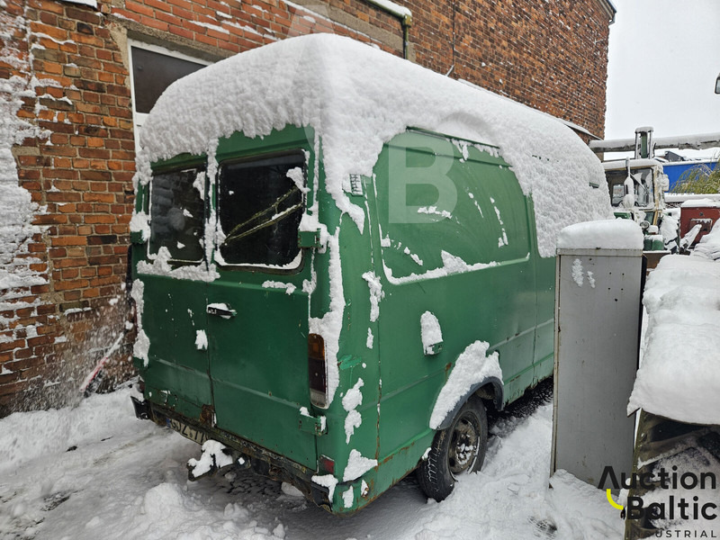 Mercedes-Benz 207D - Μικρό βαν: φωτογραφία 3 Mercedes-Benz 207D - Μικρό βαν: φωτογραφία 3