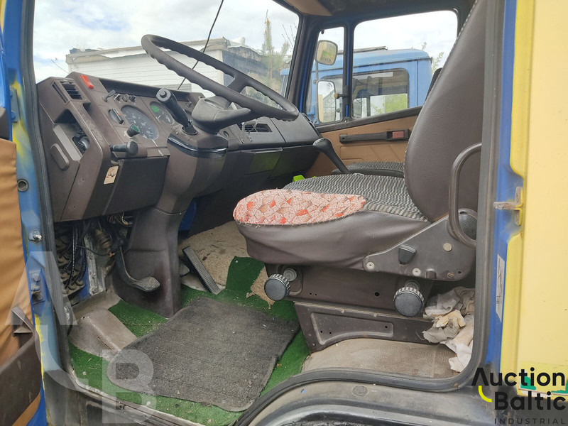 Mercedes-Benz 814 - Φορτηγό κόφα: φωτογραφία 5 Mercedes-Benz 814 - Φορτηγό κόφα: φωτογραφία 5