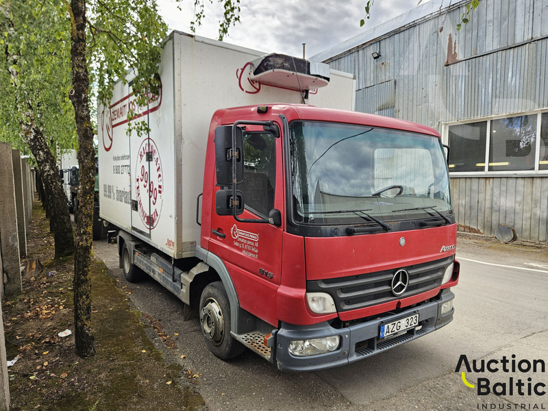 Mercedes-Benz 815 - Φορτηγό ψυγείο: φωτογραφία 2 Mercedes-Benz 815 - Φορτηγό ψυγείο: φωτογραφία 2