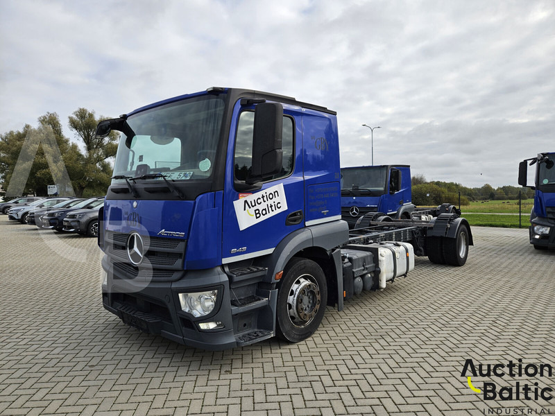 Mercedes-Benz Actros 1843 - Φορτηγό σασί: φωτογραφία 2 Mercedes-Benz Actros 1843 - Φορτηγό σασί: φωτογραφία 2