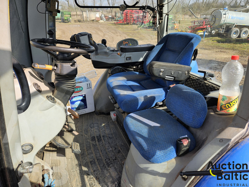 New Holland T 8.390 - Τρακτέρ: φωτογραφία 5 New Holland T 8.390 - Τρακτέρ: φωτογραφία 5