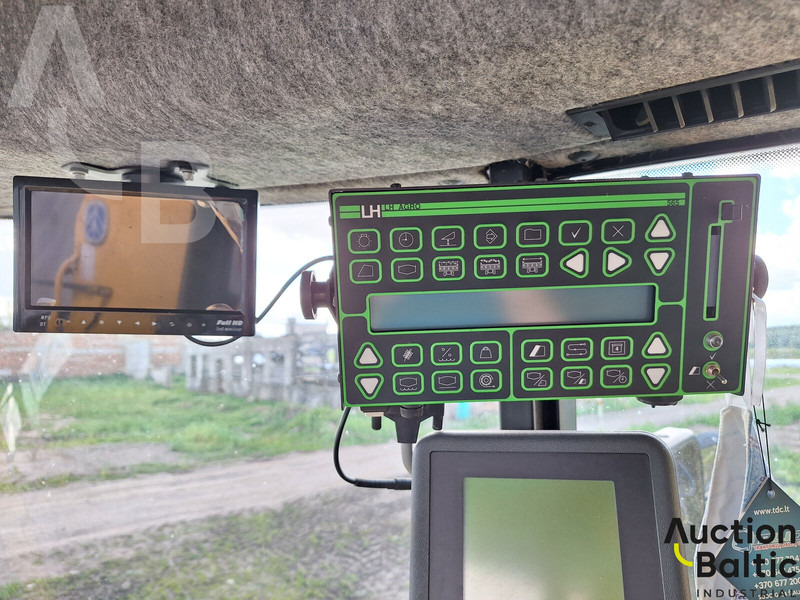 New Holland TF 78 - Θεριζοαλωνιστική μηχανή: φωτογραφία 5 New Holland TF 78 - Θεριζοαλωνιστική μηχανή: φωτογραφία 5