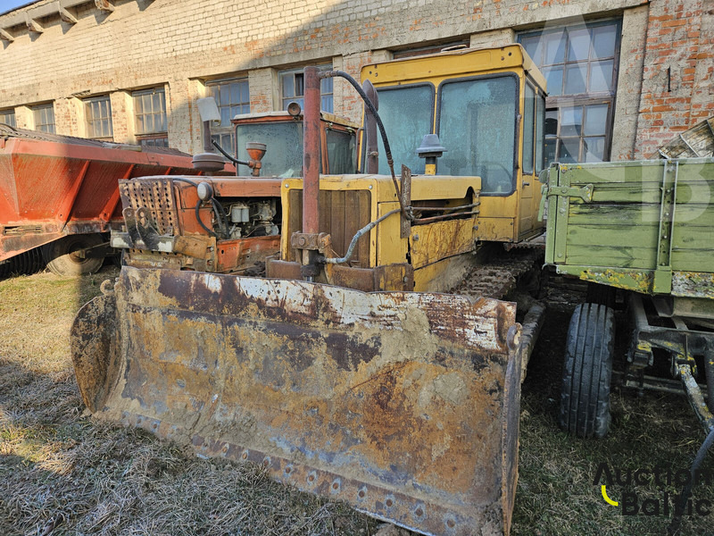 Onbekend DT-75 - Ερπυστριοφόρο τρακτέρ: φωτογραφία 2 Onbekend DT-75 - Ερπυστριοφόρο τρακτέρ: φωτογραφία 2