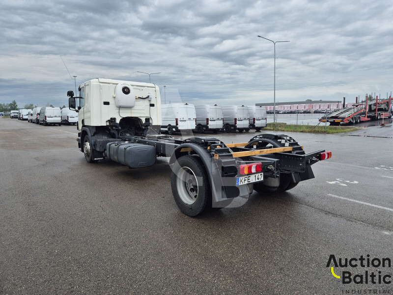 Scania P 450 - Φορτηγό σασί: φωτογραφία 4 Scania P 450 - Φορτηγό σασί: φωτογραφία 4