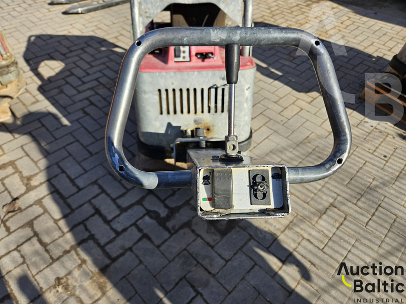 Swepac FB 450 - Δονητική πλάκα: φωτογραφία 5 Swepac FB 450 - Δονητική πλάκα: φωτογραφία 5