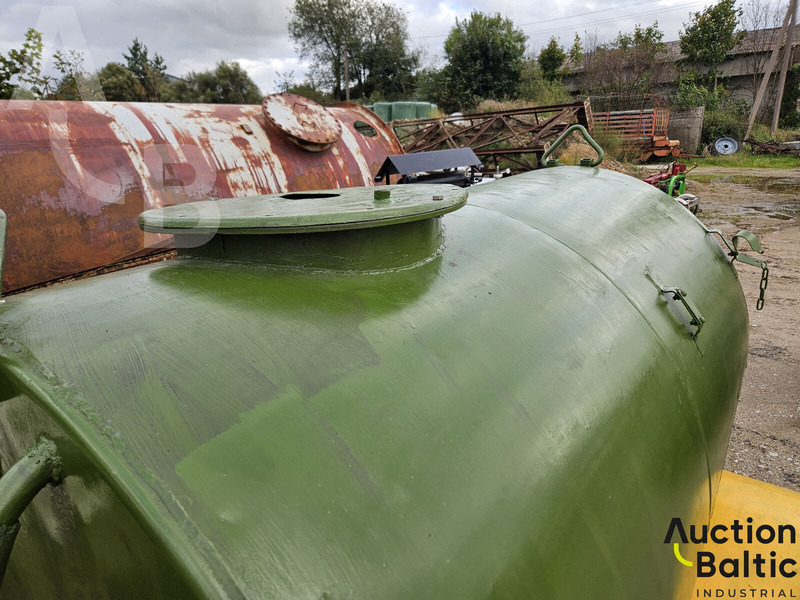 Tanker - Ρυμούλκα ανατρεπόμενο: φωτογραφία 5 Tanker - Ρυμούλκα ανατρεπόμενο: φωτογραφία 5