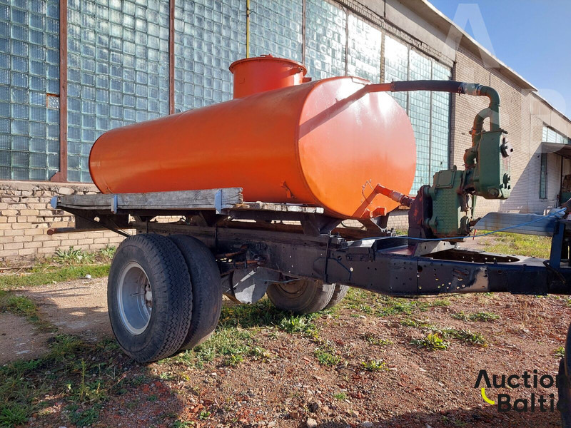Trailer for transporting and watering water - Ρυμούλκα βυτίο: φωτογραφία 1 Trailer for transporting and watering water - Ρυμούλκα βυτίο: φωτογραφία 1