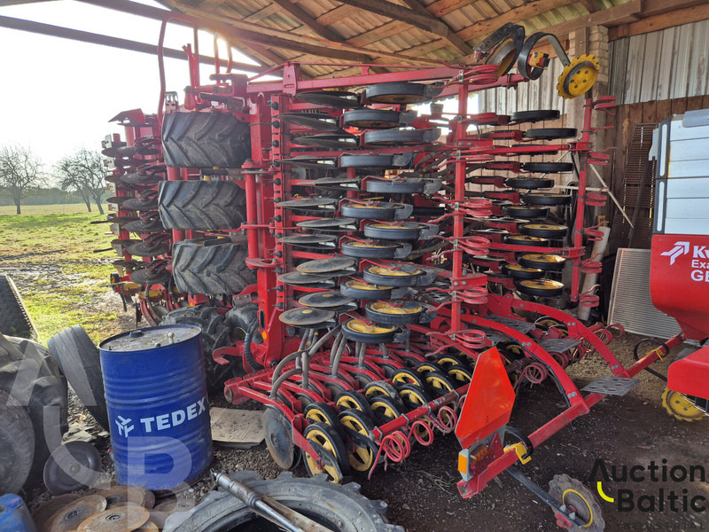 Vaderstad ST 600C - Σπαρτική με σβάρνα: φωτογραφία 4 Vaderstad ST 600C - Σπαρτική με σβάρνα: φωτογραφία 4