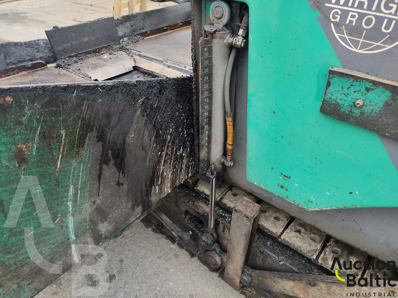 Διαστρωτήρας ασφάλτου Vögele Super 800: φωτογραφία 16