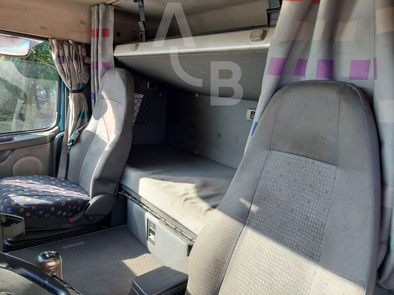 Φορτηγό ξυλείας Volvo FH12: φωτογραφία 19