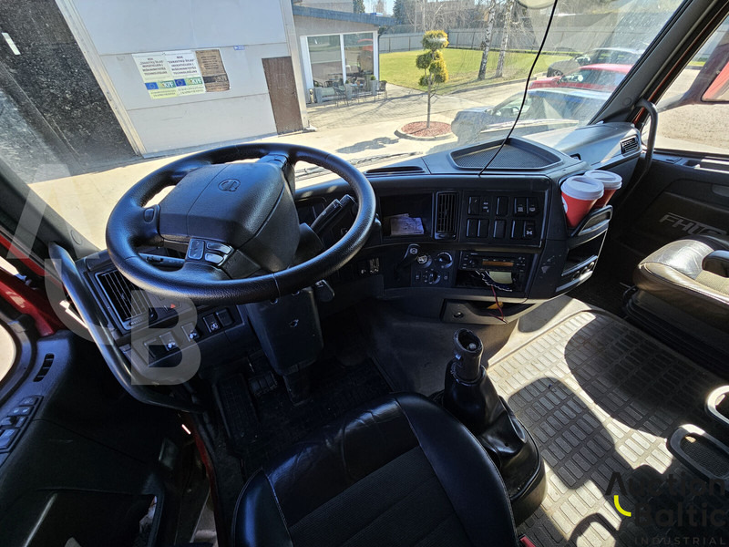 Δασική ρυμούλκα Volvo FH16: φωτογραφία 6