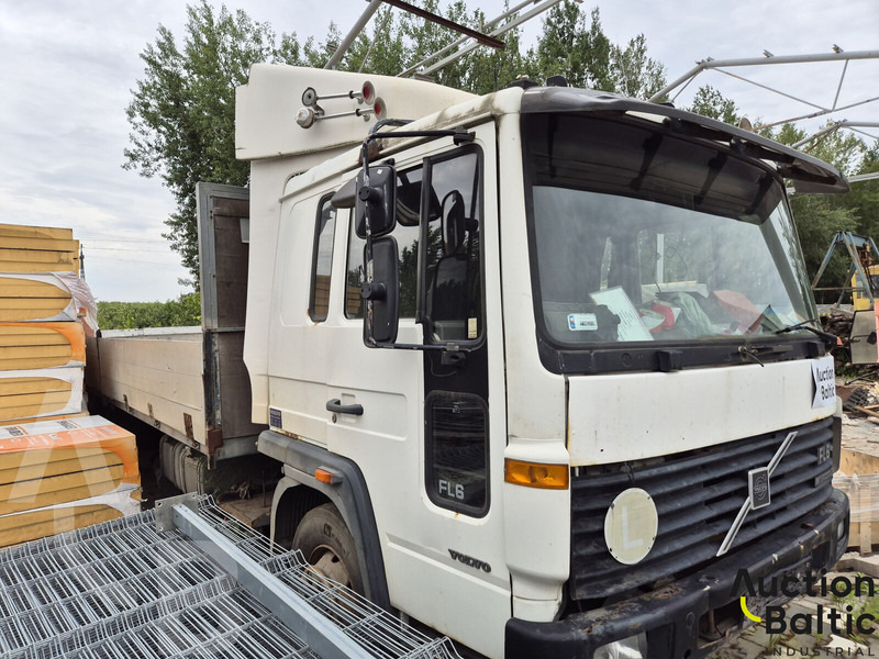 Volvo FL6 - Φορτηγό με ανοιχτή καρότσα: φωτογραφία 3 Volvo FL6 - Φορτηγό με ανοιχτή καρότσα: φωτογραφία 3