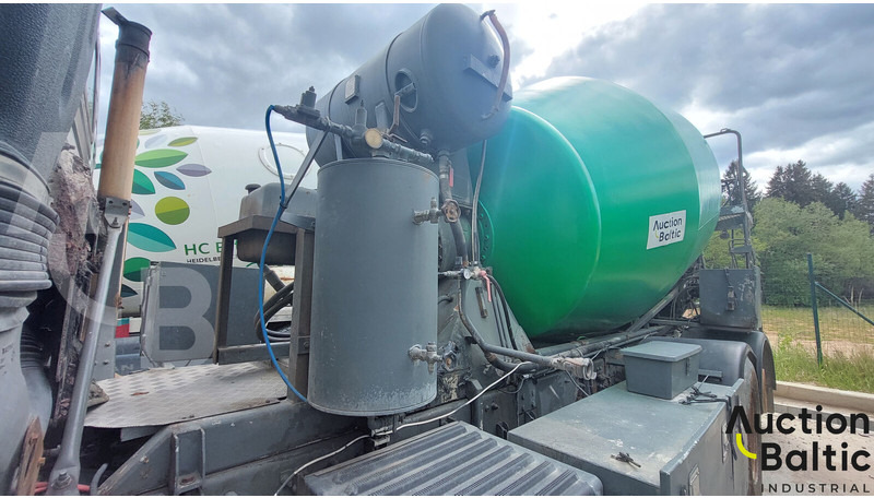 Volvo FM9 - Μπετονιέρα φορτηγό: φωτογραφία 5 Volvo FM9 - Μπετονιέρα φορτηγό: φωτογραφία 5