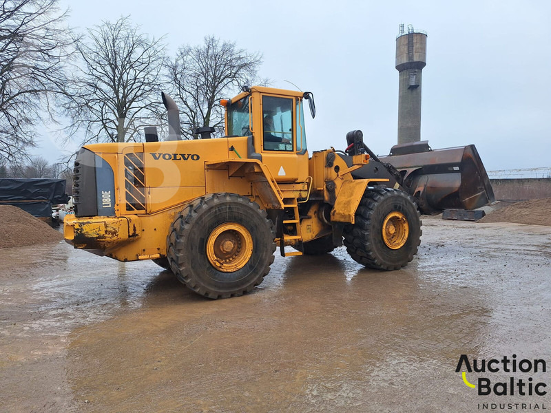 Volvo L 180 E - Ελαστιχοφόρος φορτωτής: φωτογραφία 4 Volvo L 180 E - Ελαστιχοφόρος φορτωτής: φωτογραφία 4