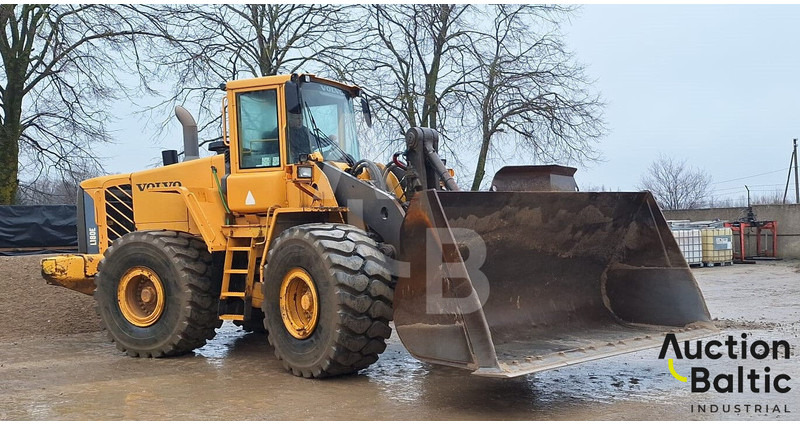 Volvo L 180 E - Ελαστιχοφόρος φορτωτής: φωτογραφία 2 Volvo L 180 E - Ελαστιχοφόρος φορτωτής: φωτογραφία 2