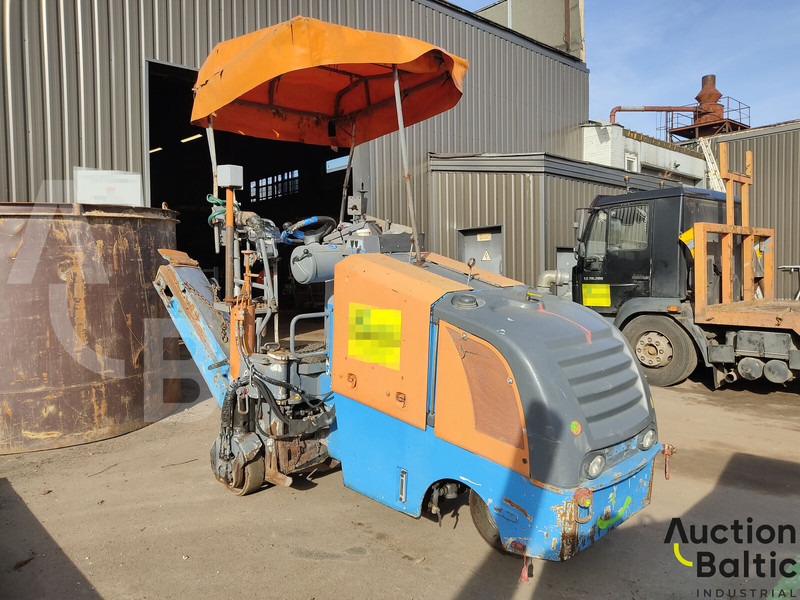 Wirtgen W35DC - Μηχανών ασφάλτου: φωτογραφία 1 Wirtgen W35DC - Μηχανών ασφάλτου: φωτογραφία 1