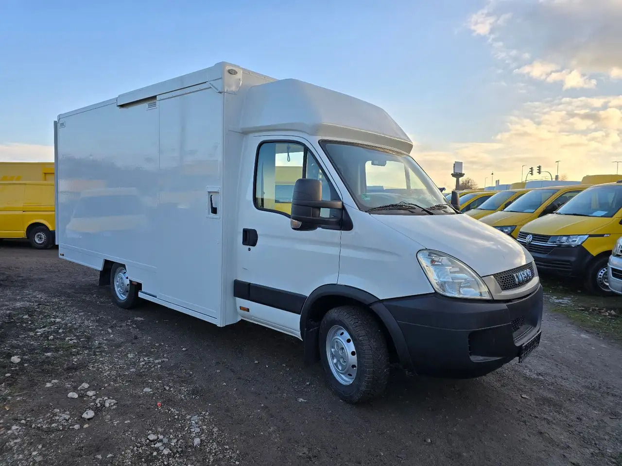 Αυτοκινούμενη καντίνα Iveco C30C/ FOODTRUCK/ Daily: φωτογραφία 7 Αυτοκινούμενη καντίνα Iveco C30C/ FOODTRUCK/ Daily: φωτογραφία 7