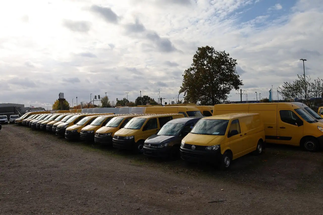 Volkswagen T5 Transporter/ 2.0 TDI/EU5/1.Hand - Βαν: φωτογραφία 1 Volkswagen T5 Transporter/ 2.0 TDI/EU5/1.Hand - Βαν: φωτογραφία 1