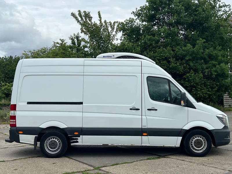 Mercedes-Benz Sprinter 319 LAMBERET-KERSTNER Fridge/**319 V6 Euro6** - Επαγγελματικό αυτοκίνητο ψυγείο: φωτογραφία 4 Mercedes-Benz Sprinter 319 LAMBERET-KERSTNER Fridge/**319 V6 Euro6** - Επαγγελματικό αυτοκίνητο ψυγείο: φωτογραφία 4