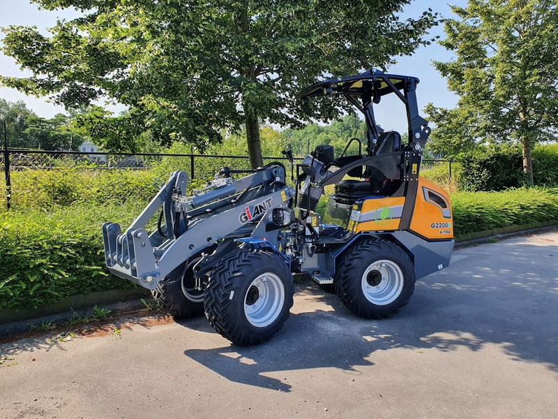 Giant Tobroco Giant G2200E X-TRA Kniklader - Ελαστιχοφόρος φορτωτής: φωτογραφία 3 Giant Tobroco Giant G2200E X-TRA Kniklader - Ελαστιχοφόρος φορτωτής: φωτογραφία 3