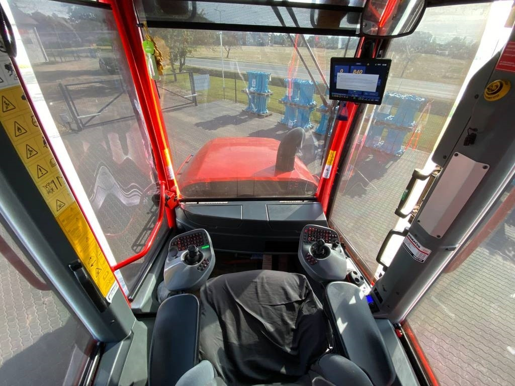 Λαστιχοφόρα προωθητικo - forwarder Komatsu 855: φωτογραφία 10