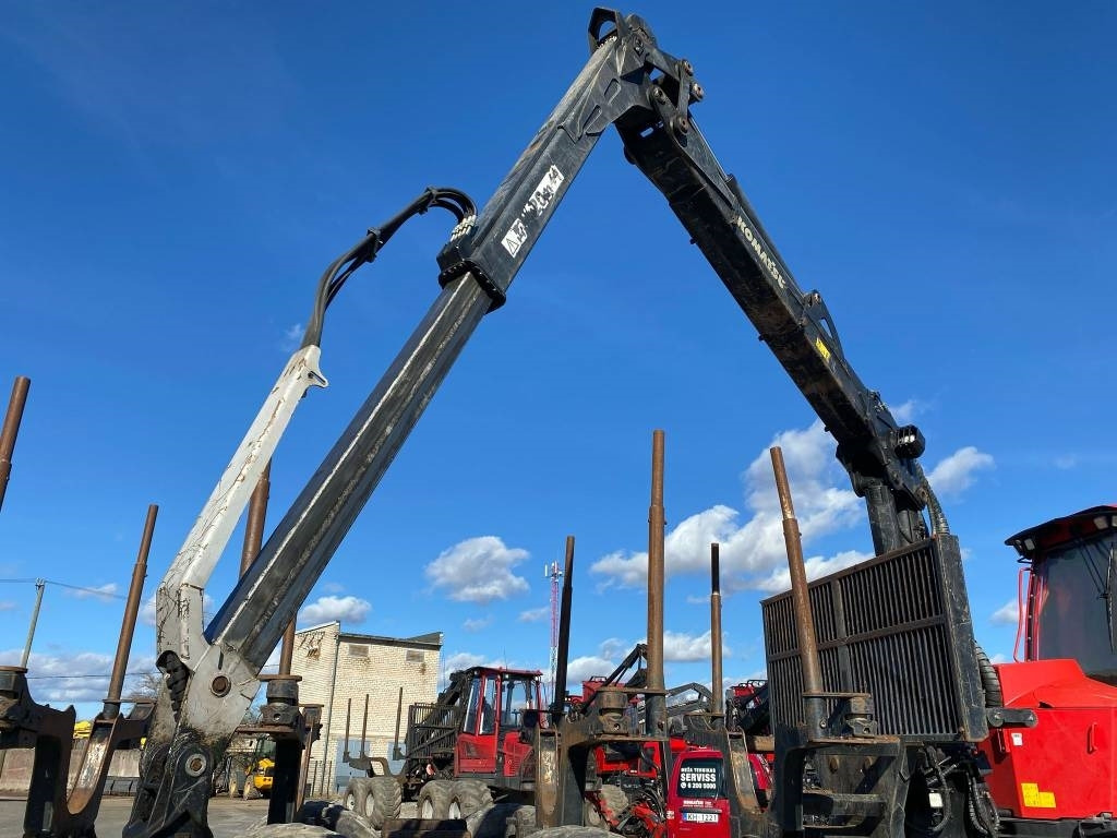 Λαστιχοφόρα προωθητικo - forwarder Komatsu 875: φωτογραφία 8 Λαστιχοφόρα προωθητικo - forwarder Komatsu 875: φωτογραφία 8