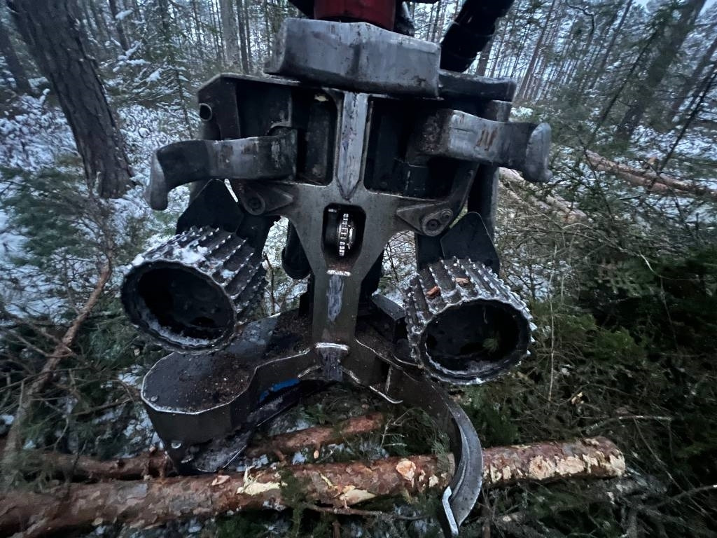 Komatsu 901xc - Συλλεκτική μηχανή - forest harvester: φωτογραφία 4 Komatsu 901xc - Συλλεκτική μηχανή - forest harvester: φωτογραφία 4