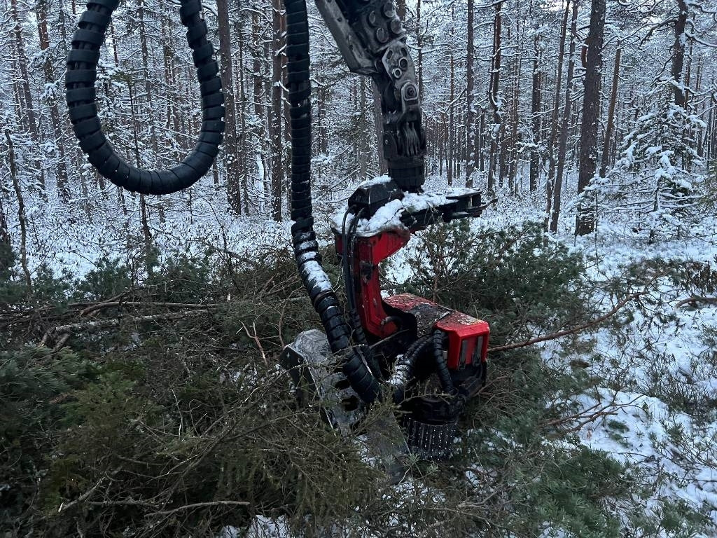 Komatsu 901xc - Συλλεκτική μηχανή - forest harvester: φωτογραφία 5 Komatsu 901xc - Συλλεκτική μηχανή - forest harvester: φωτογραφία 5