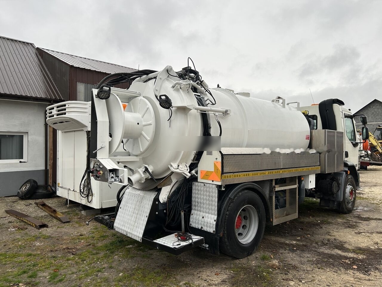 DAF LF55.250 combi tanker - Όχημα εκκένωσης βόθρων: φωτογραφία 1 DAF LF55.250 combi tanker - Όχημα εκκένωσης βόθρων: φωτογραφία 1